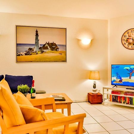 Apartment Ostseerose Ein Strandkorb Ist Im Sommer Inclusive Zempin Exterior foto