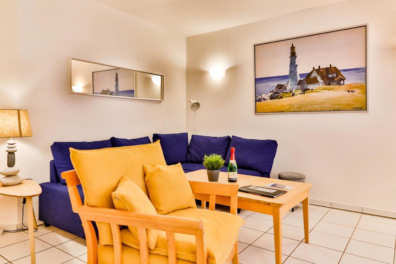 Apartment Ostseerose Ein Strandkorb Ist Im Sommer Inclusive Zempin Exterior foto